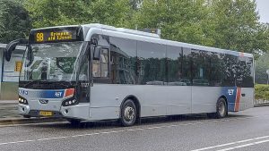 Bus 98 bij halte in Krimpen aan den IJssel